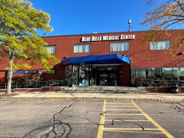 More Photos Of 340 Wood Rd, Braintree Medical For Lease