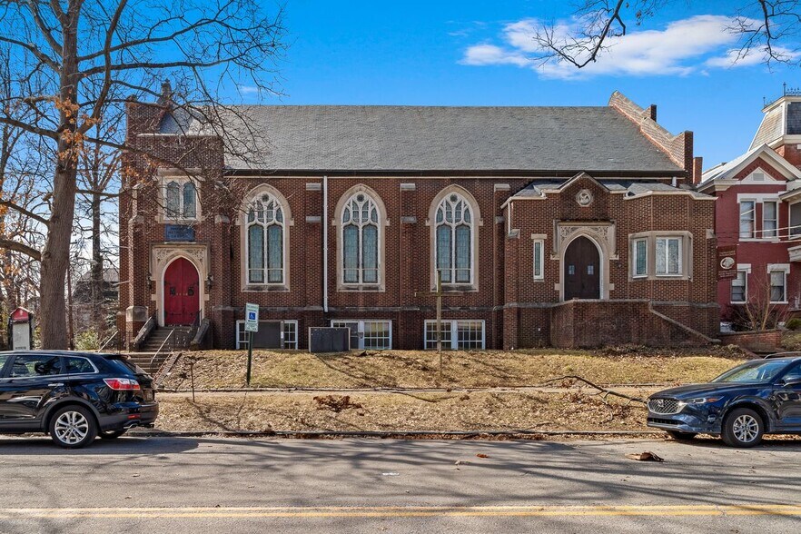 More Photos Of 1140 Cherokee Rd, Louisville Hotel For Sale