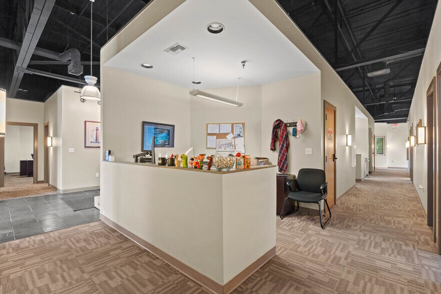 More Photos Of 500 Saint Michael St, Mobile Office For Lease