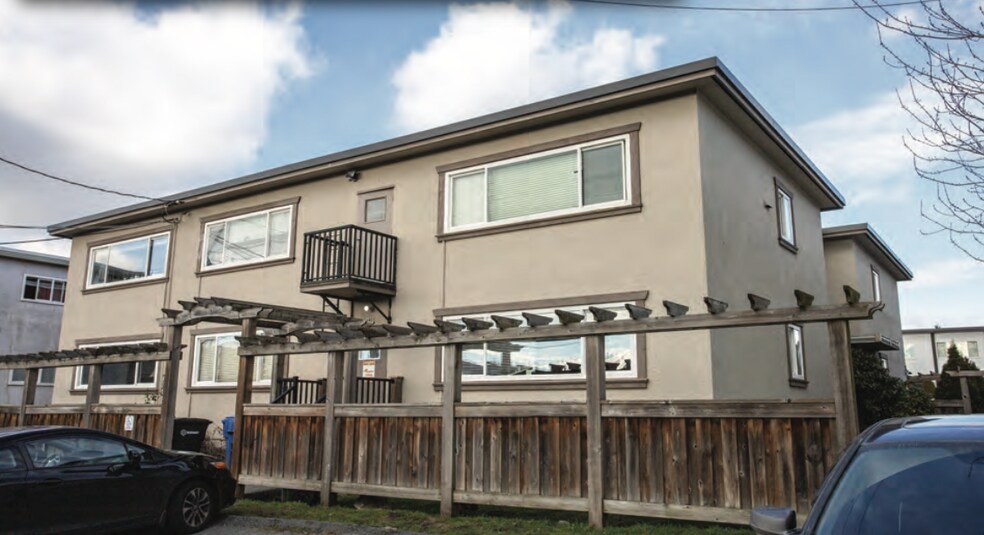 More Photos Of 6822 Arcola St, Burnaby Apartments For Sale