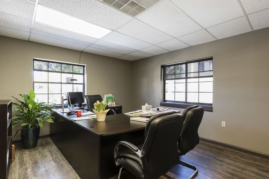 More Photos Of 163 E Morse Blvd, Winter Park Storefront Retail Office For Lease