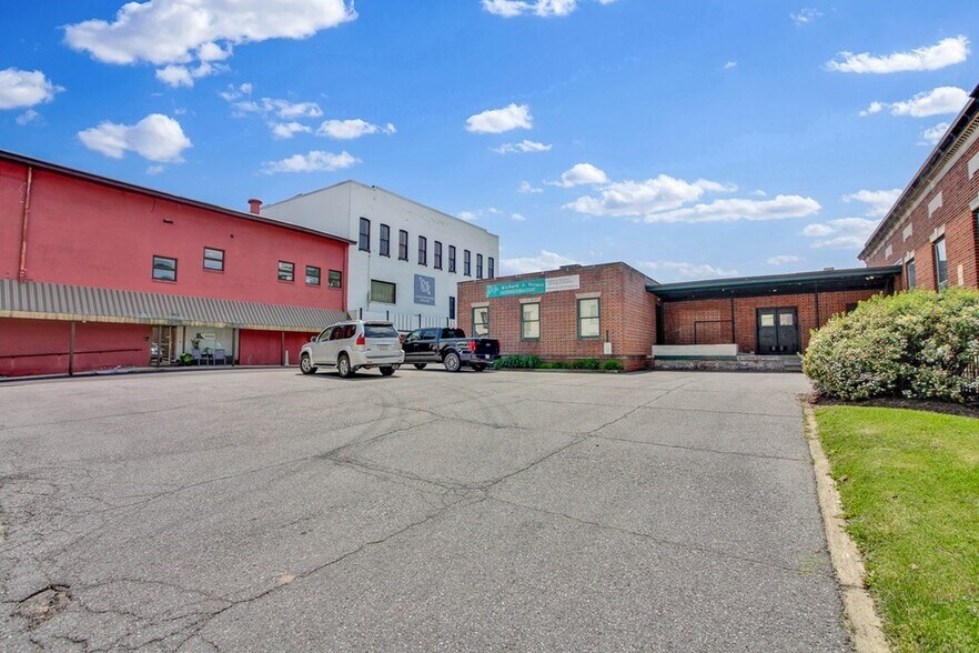 More Photos Of 2 Waln St, Wellsboro Office For Sale