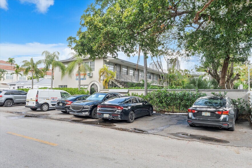 More Photos Of 515 SE 9th St, Fort Lauderdale Apartments For Sale