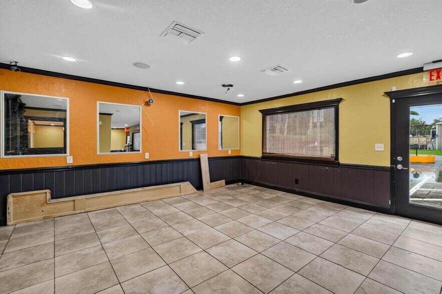 More Photos Of 102 Phillips Dairy Rd, Palatka Restaurant For Sale