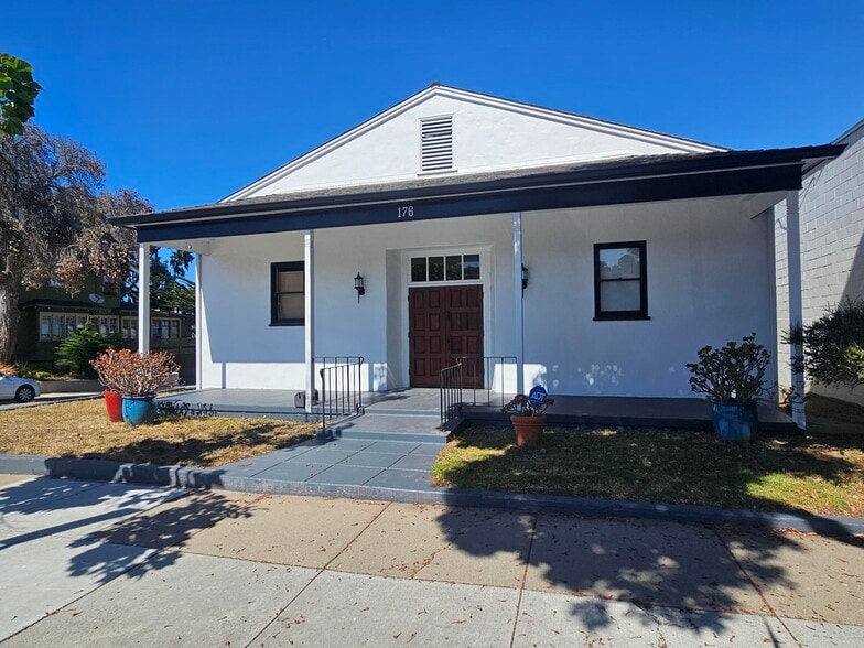 Primary Photo Of 176 Central Ave, Pacific Grove Freestanding For Lease