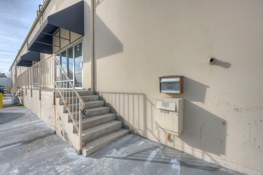 More Photos Of 575-585 Reactor Way, Reno Distribution For Lease