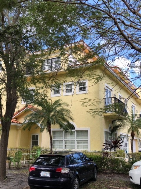 More Photos Of 716 SW 9th Ter, Fort Lauderdale Specialty For Sale