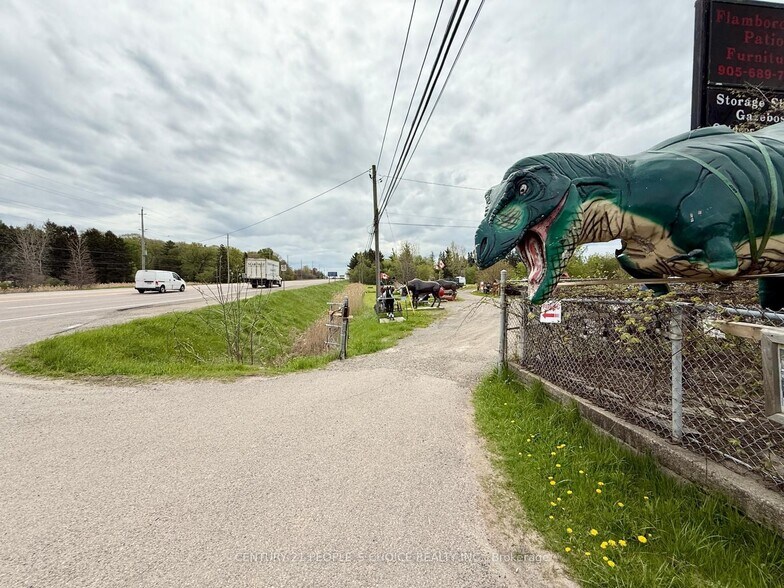 More Photos Of 823 6 Hwy N, Hamilton Land For Sale