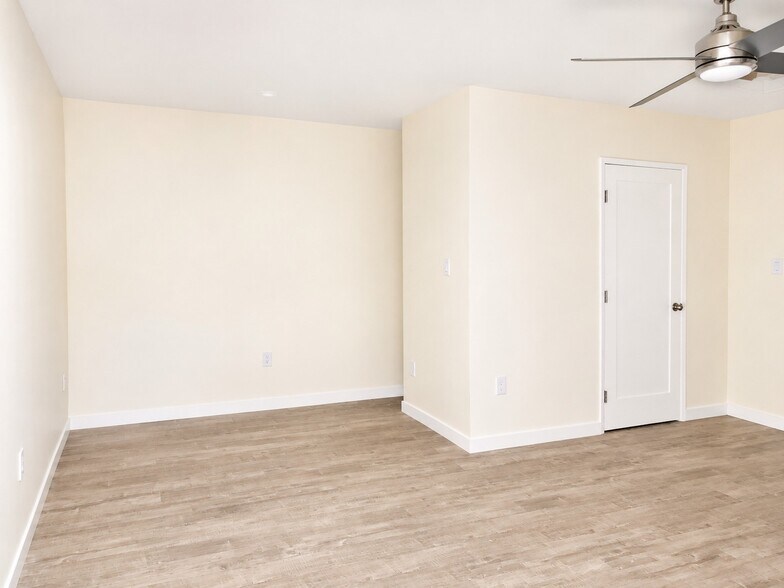 More Photos Of 15907 Enadia Way, Van Nuys Apartments For Sale