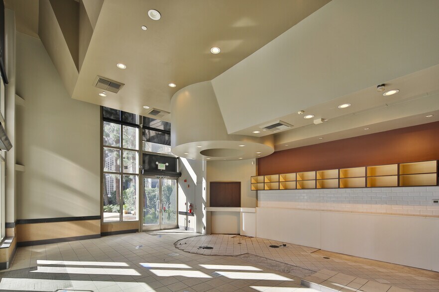 More Photos Of 1999 Avenue of the Stars, Los Angeles Office For Lease