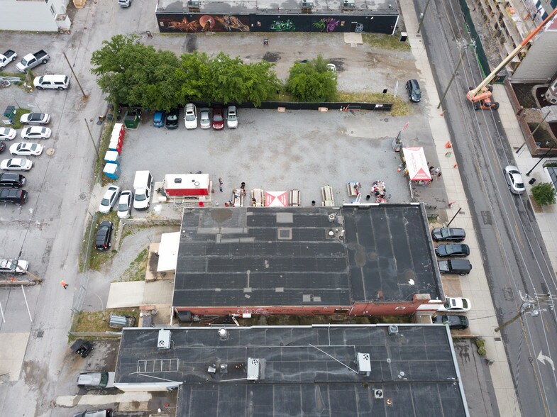 More Photos Of 516 5th Ave S, Nashville Freestanding For Sale