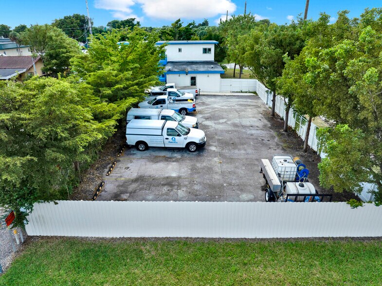 More Photos Of 2175 SW 78th Pl, Miami Loft Creative Space For Sale