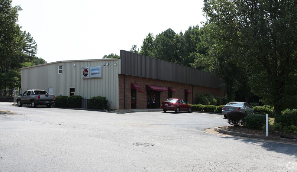 More Photos Of 9296 S Main St, Jonesboro Service For Sale