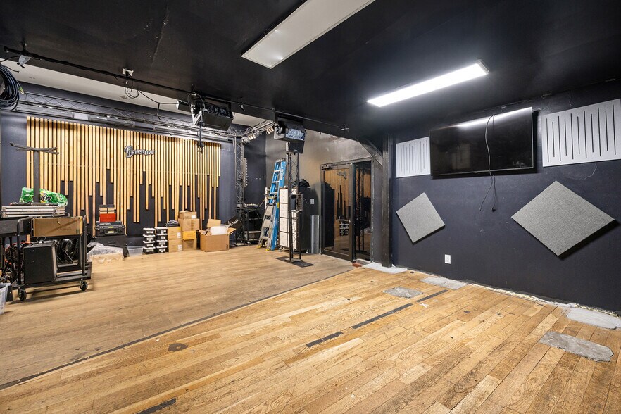 More Photos Of 219 Central Ave, Brooklyn Storefront Retail Residential For Lease