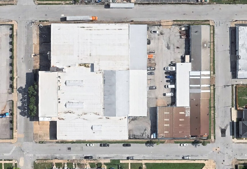 More Photos Of 1120 Montrose Ave, Saint Louis Manufacturing For Lease