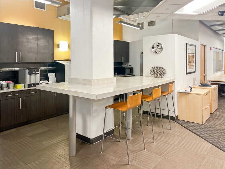More Photos Of 99 Hudson St, New York Coworking Space