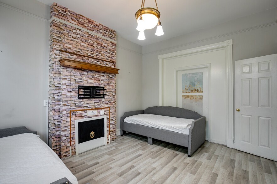 More Photos Of 1320 W Main St, Richmond Office Residential For Sale