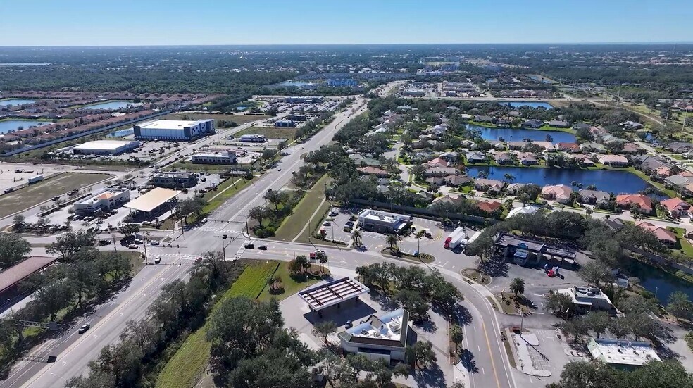 More Photos Of 19450 Times Cir, Venice Land For Lease
