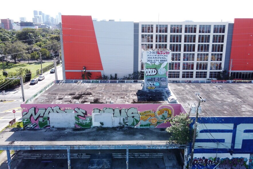 More Photos Of 321 NW 37th St, Miami Land For Sale