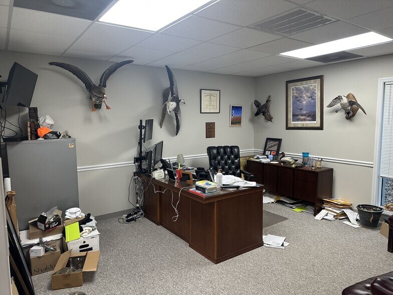 More Photos Of 4010 Oleander Dr, Wilmington Medical For Lease