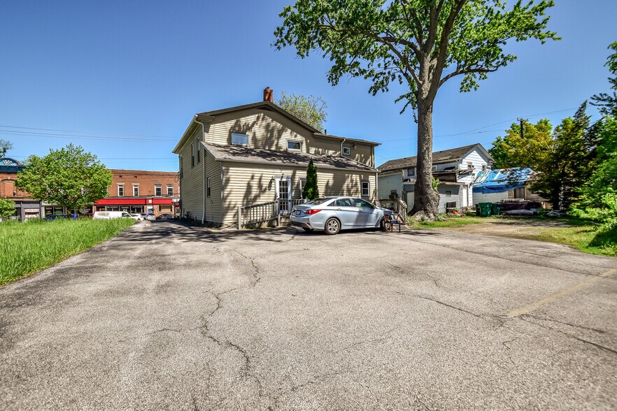 More Photos Of 13-15 Main St, Madison Office For Sale