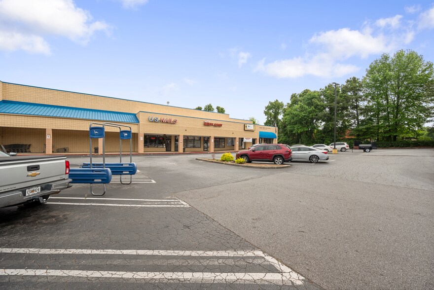 More Photos Of 3435-3461 Roosevelt Hwy, Red Oak Storefront For Lease