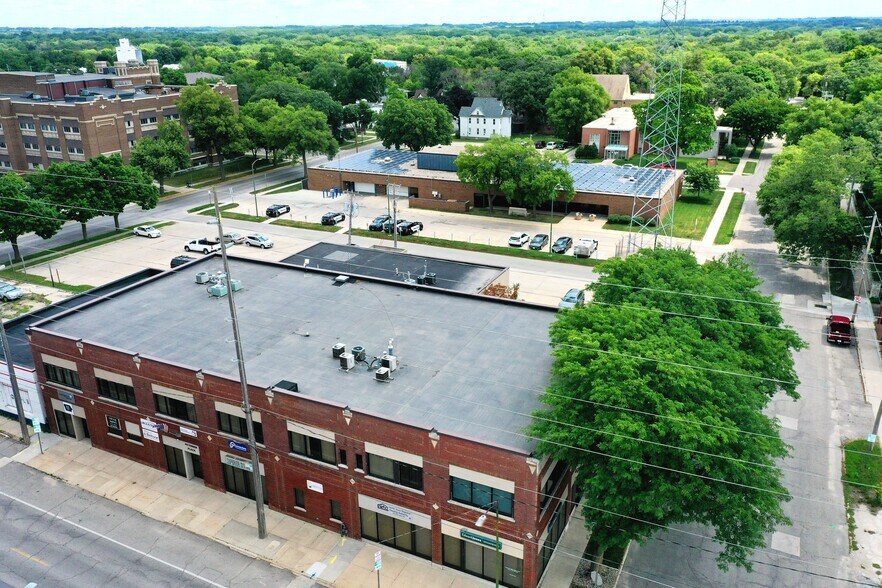 More Photos Of 202 1st St SE, Mason City Office For Lease