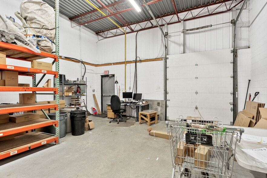 More Photos Of 2700 Lancaster Rd, Ottawa Warehouse For Sale