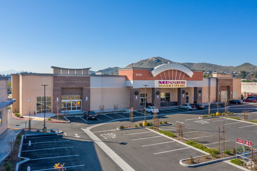 More Photos Of 6280 Mission Blvd, Jurupa Valley Unknown For Sale