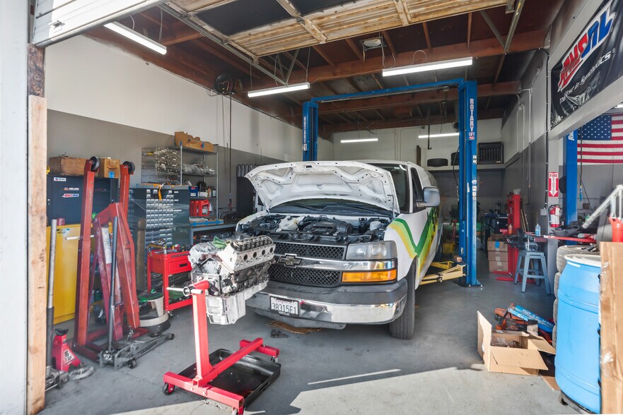 More Photos Of 1190 Norman Ave, Santa Clara Service For Sale