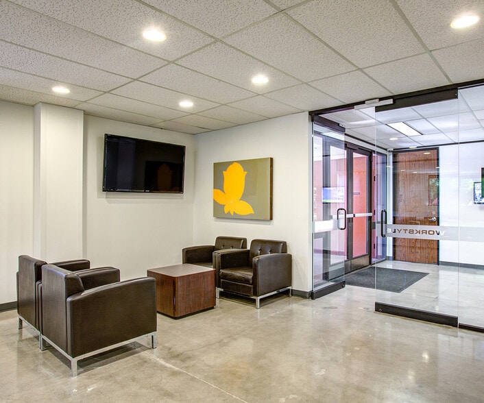 More Photos Of 10000 N 31st Ave, Phoenix Office For Lease