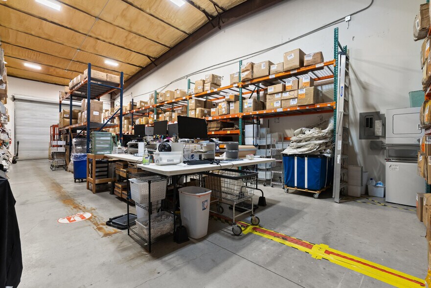 More Photos Of 2000 Windy Ter, Cedar Park Warehouse For Sale