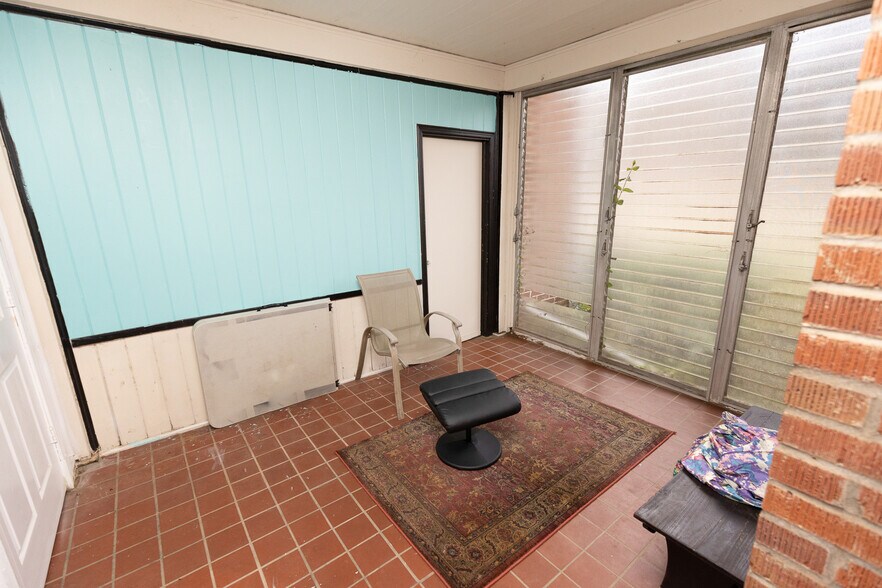 More Photos Of 330 S Culver St, Lawrenceville Loft Creative Space For Sale