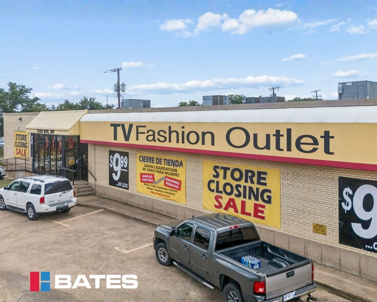 More Photos Of 1505 Wycliff Ave, Dallas Showroom For Lease