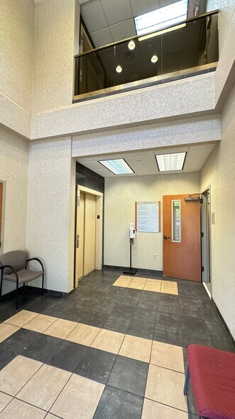 More Photos Of 3240 Edwards Lake Pky, Birmingham Medical For Lease