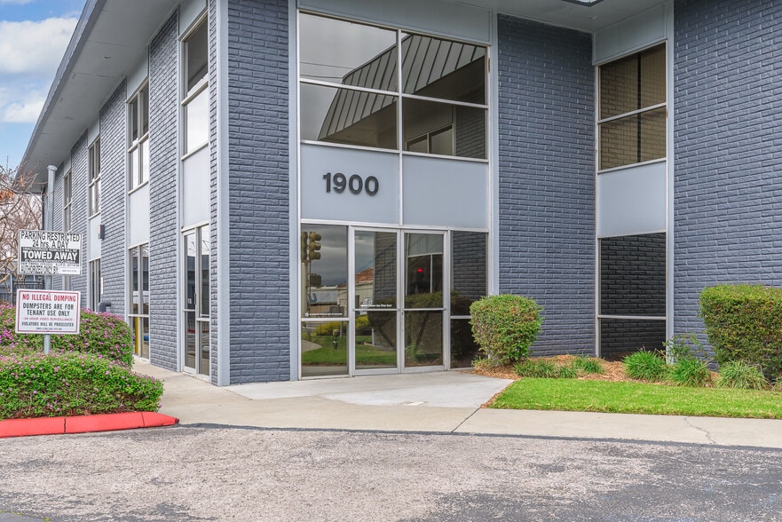 More Photos Of 1900 Lafayette St, Santa Clara Loft Creative Space For Sale