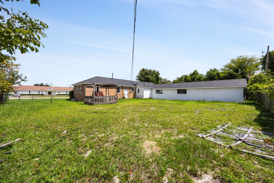 More Photos Of 109 Lisa Dr, Lexington Daycare Center For Sale
