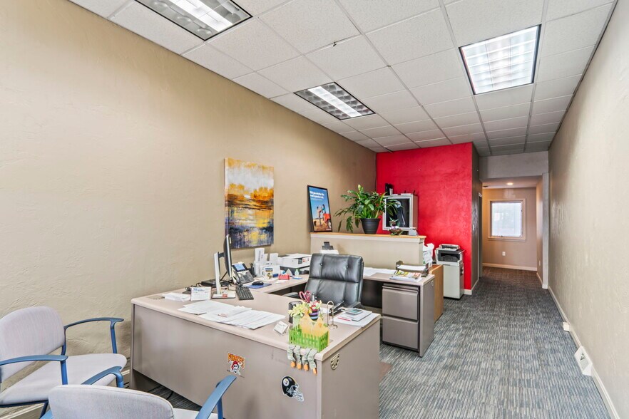 More Photos Of 105 S McDonald St, Mc Donald Office Residential For Sale