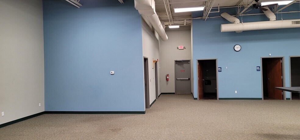 More Photos Of 131 New Rd, Parsippany Storefront For Lease