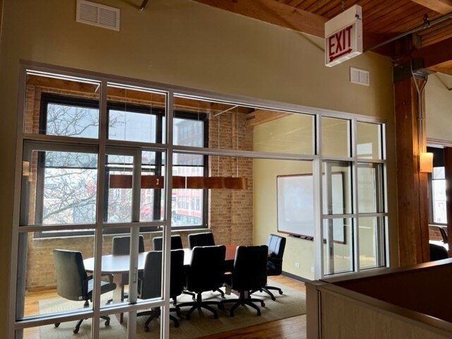More Photos Of 1901 N Clybourn Ave, Chicago Loft Creative Space For Lease