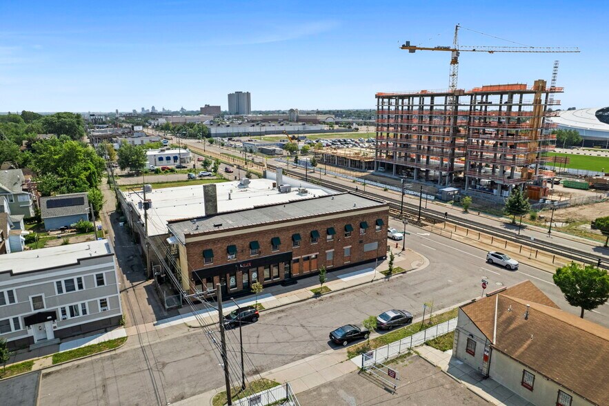 More Photos Of 1533 University Ave W, Saint Paul General Retail For Sale