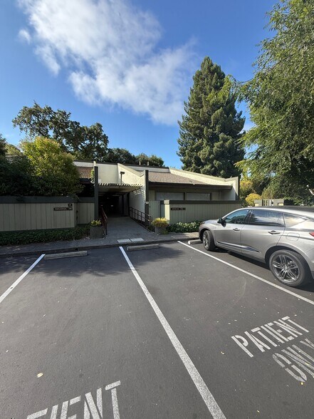 More Photos Of 1144 Sonoma Ave, Santa Rosa Medical For Lease