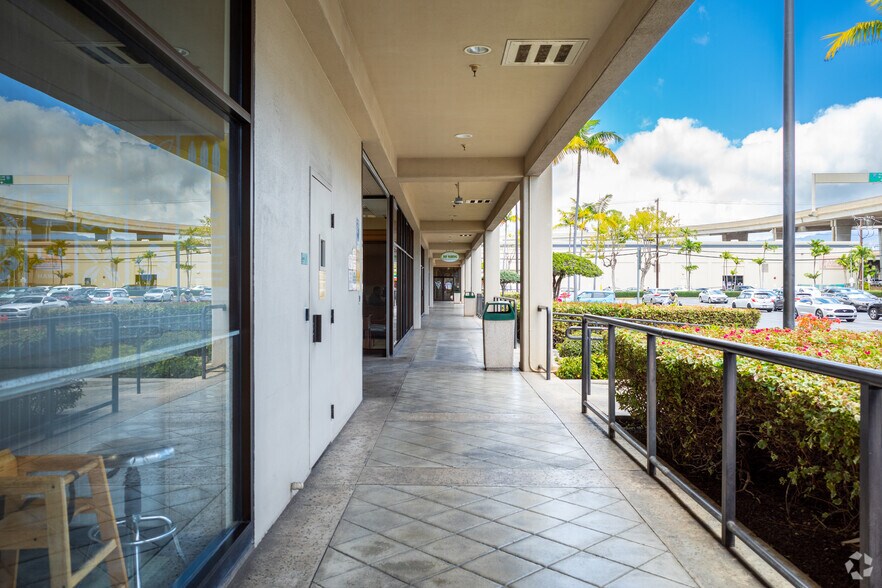 More Photos Of 550 Paiea St, Honolulu Distribution For Lease
