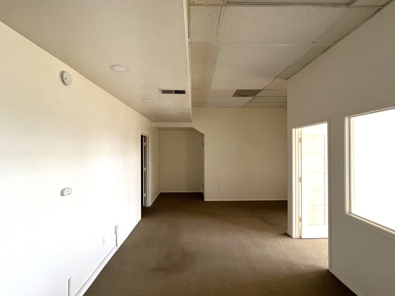 More Photos Of 514-518 N H St, Lompoc Office For Lease