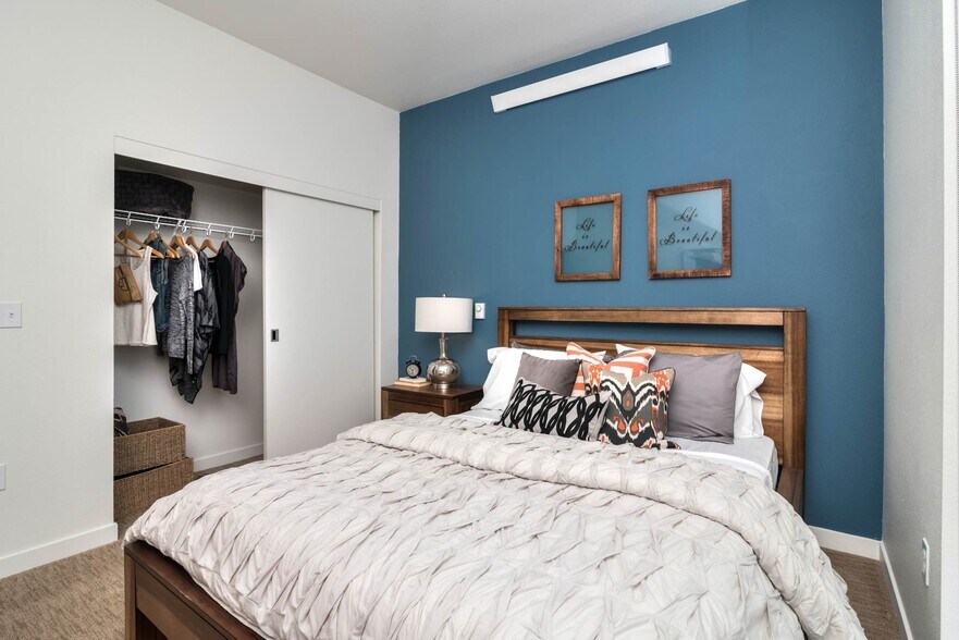 More Photos Of 1515 NW 21st Ave, Portland Apartments For Lease