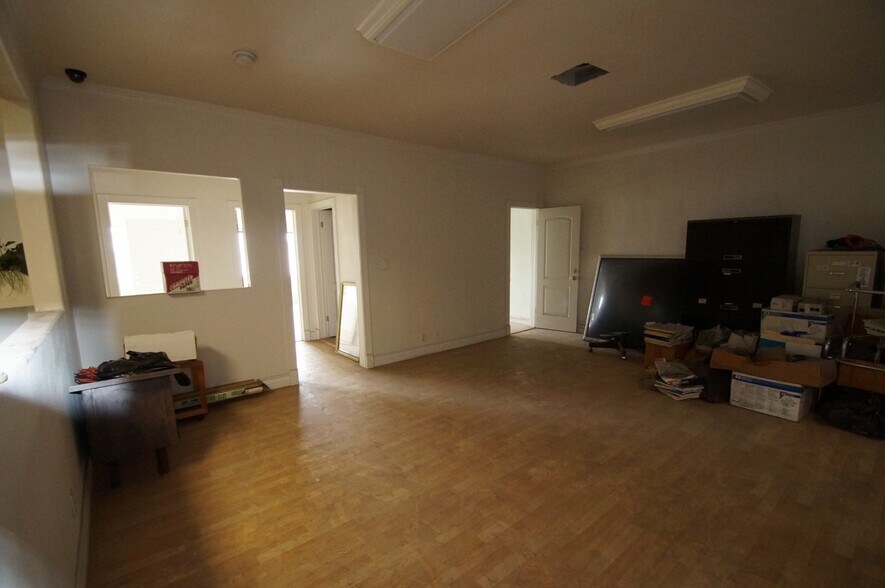 More Photos Of 37-41 E Main St, Alhambra Storefront Retail Office For Sale