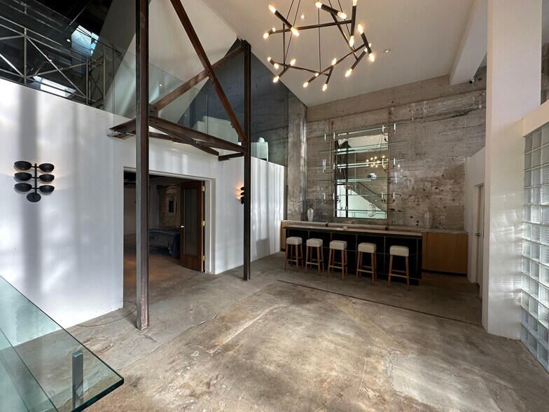 More Photos Of 30 Sheridan St, San Francisco Office For Sale