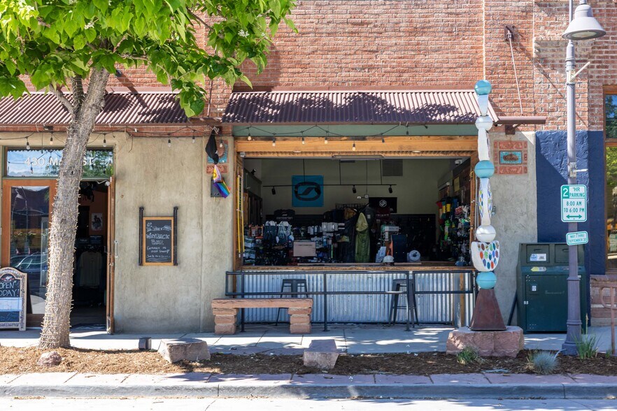 More Photos Of 442 High St, Lyons Restaurant For Sale