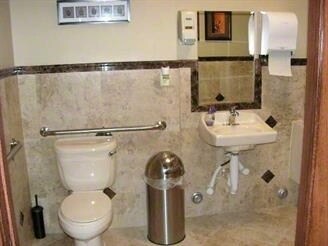 More Photos Of 635 SE 10th St, Deerfield Beach Office For Lease