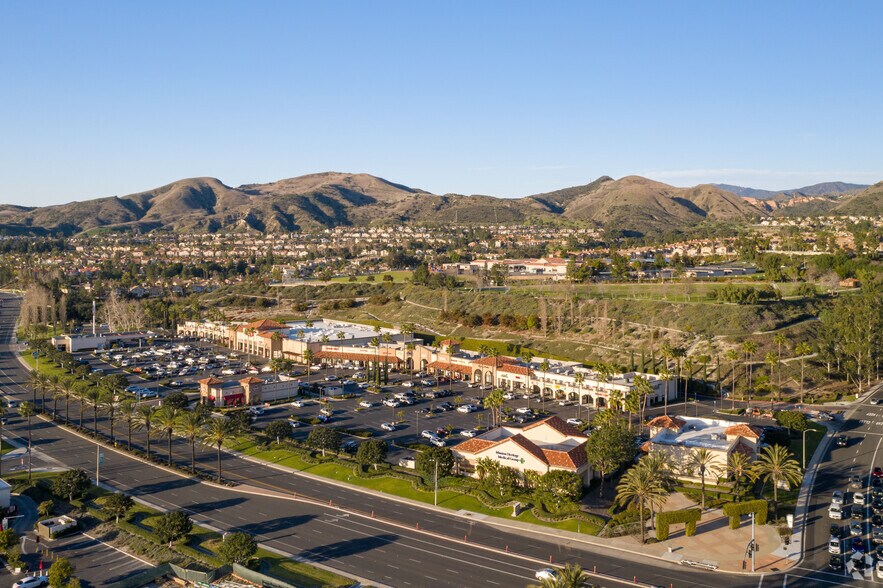 More Photos Of 26731-26771 Portola Pky, Foothill Ranch Unknown For Lease